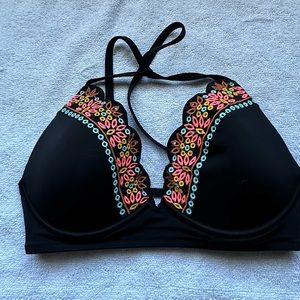 Shade and shore bikini top 36D